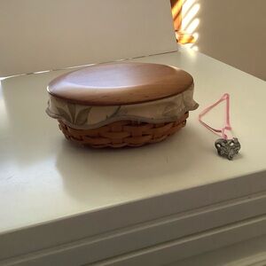 Longaberger horizon of Hope basket